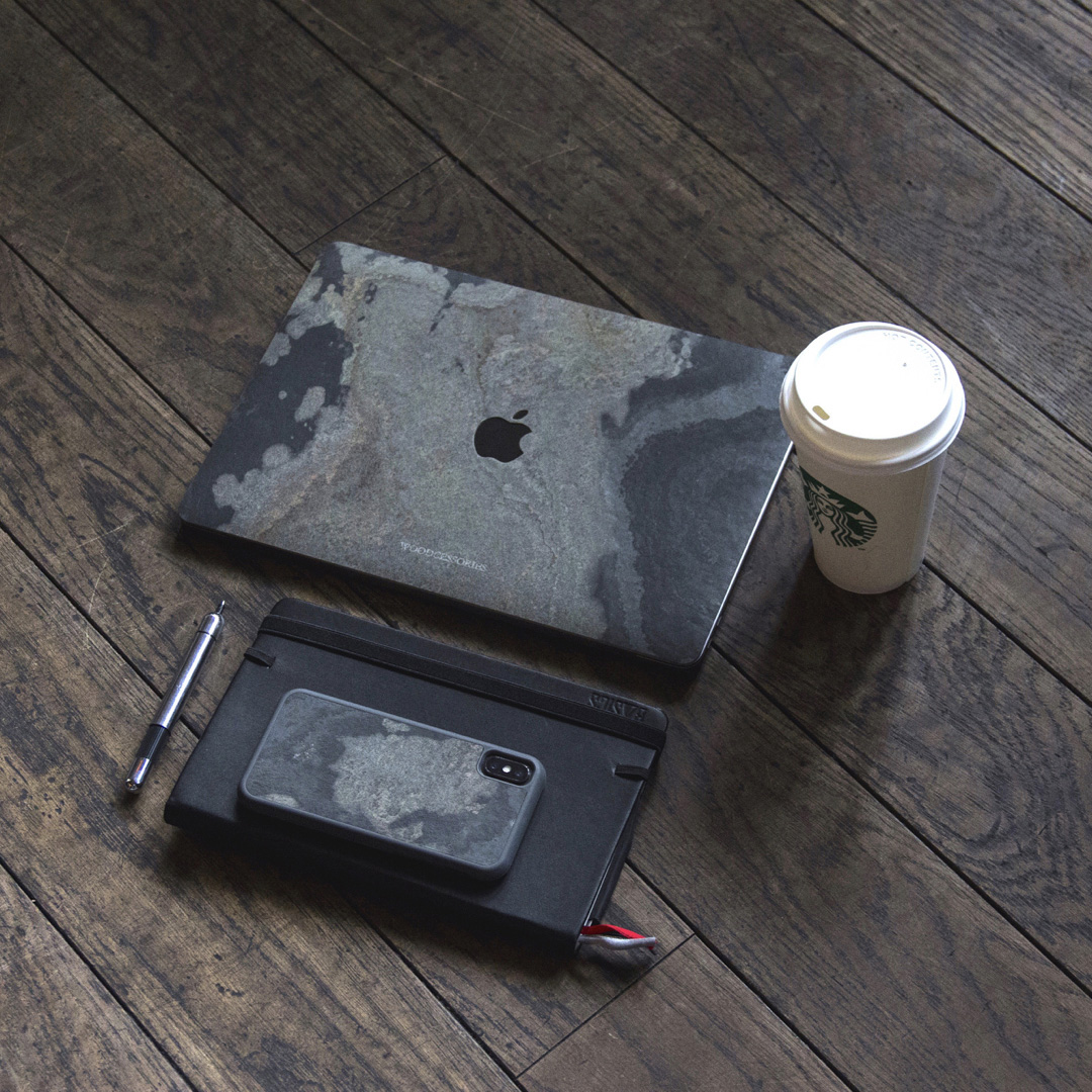 WOODCESSORIES Ecobump, Backcover, Apple, iPhone XR, Schwarz