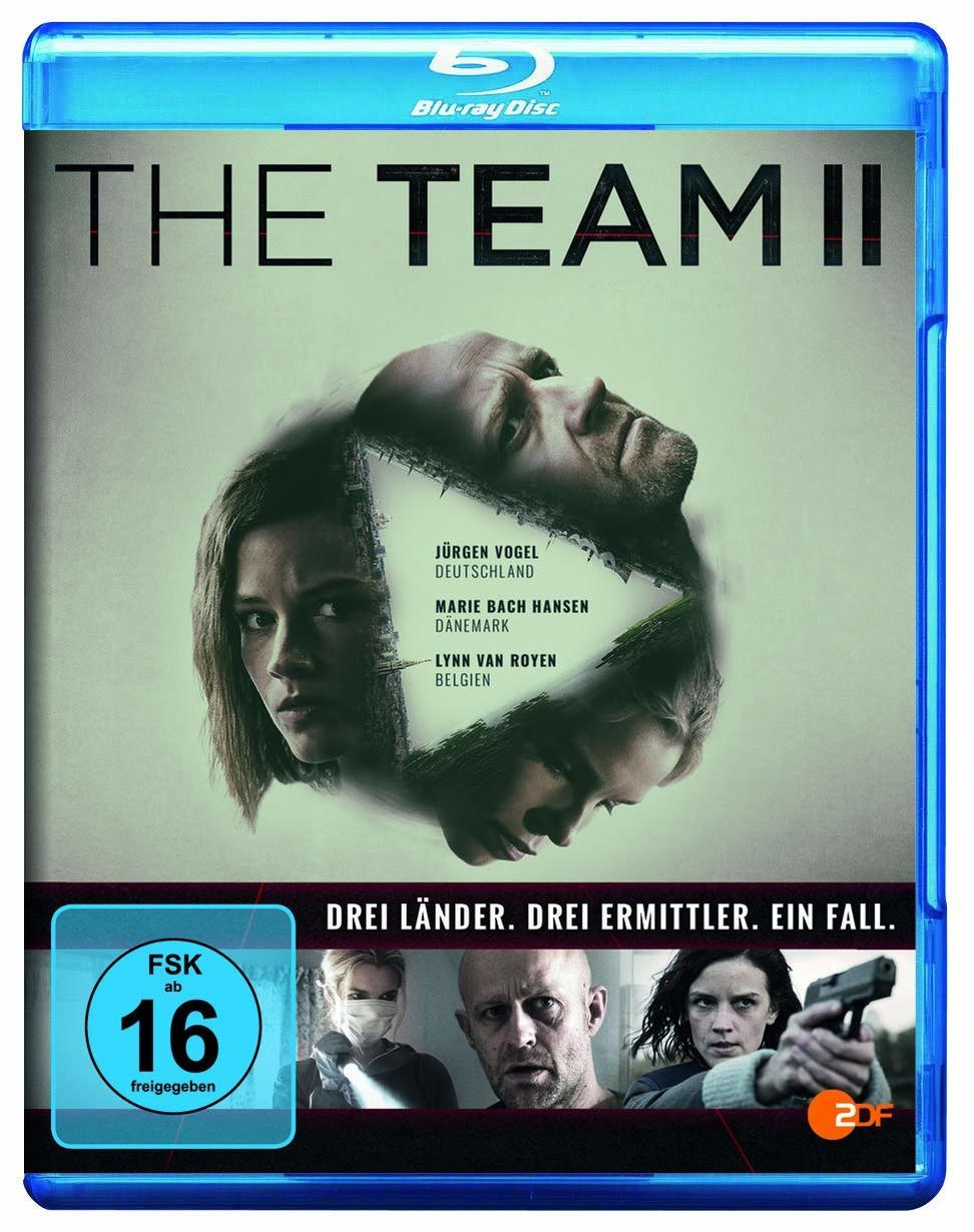 Blu-ray-Disc-Hülle mit einem Filmplakat. Das Plakat zeigt Gesichter und Text.
