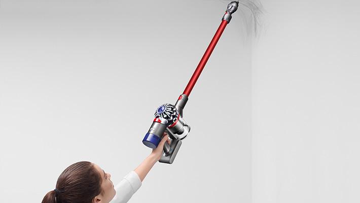 DYSON V8 Total Clean - Steelstofzuiger incl. kruimelzuiger - Accuduur 40 min - Max zuigvermogen 115 W - Rood