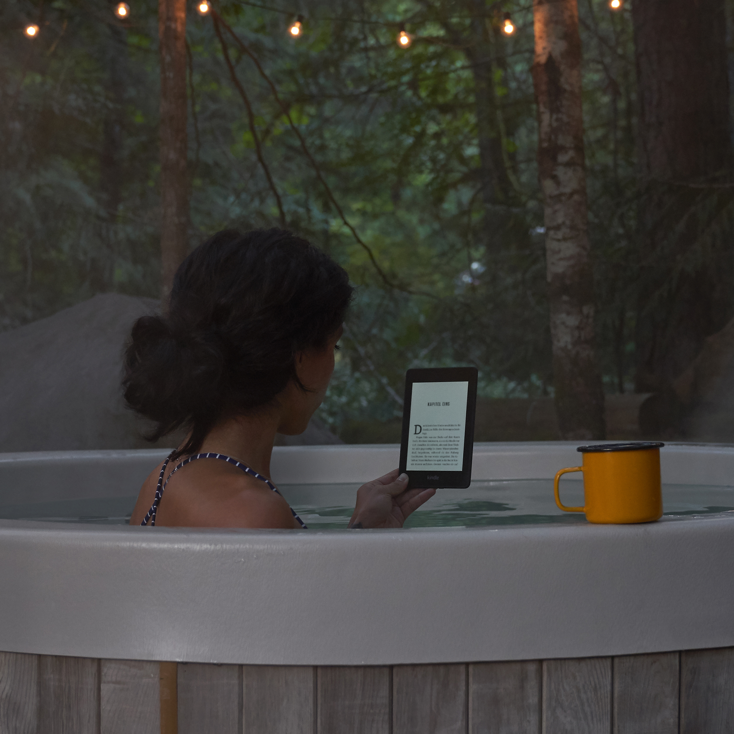 KINDLE PAPERWHITE mit Werbung - jetzt wasserfest - 8GB (mit Spezialangeboten)  8 GB eBook Reader Schwarz