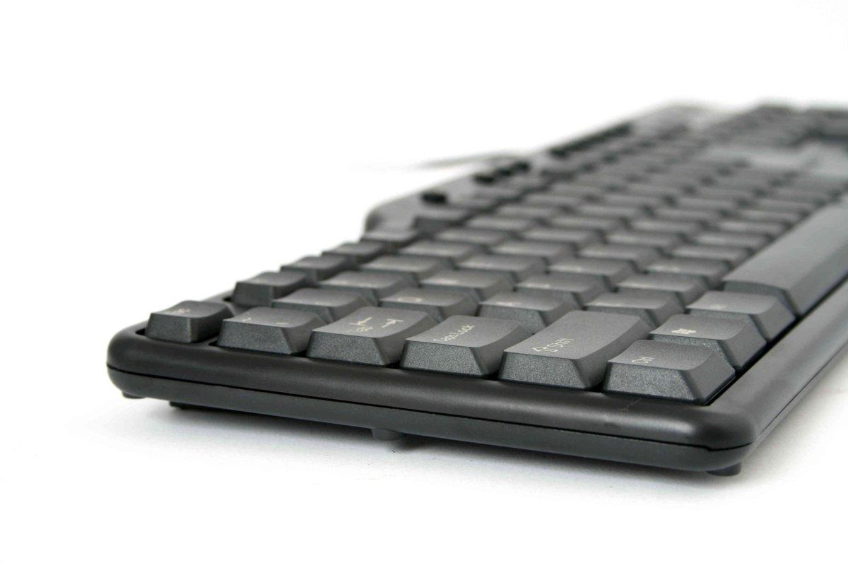 Teclado - Omega SPOK012, con cable, compacto, color negro, plano