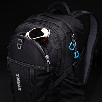Mochila de 17" - Thule EnRouter Blur, negra