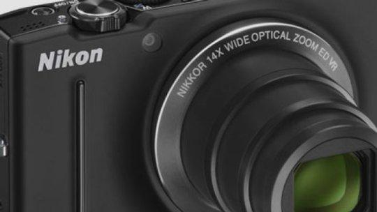 Cámara - Nikon Coolpix S8200 Negra, 16.1 Megapíxeles, Zoom 14x