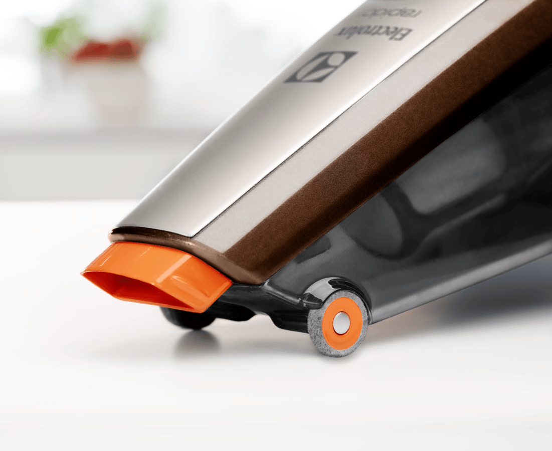 Aspirador de mano - Electrolux ZB 6108 RAPIDO Potencia 10.8V, Batería de litio de larga duración