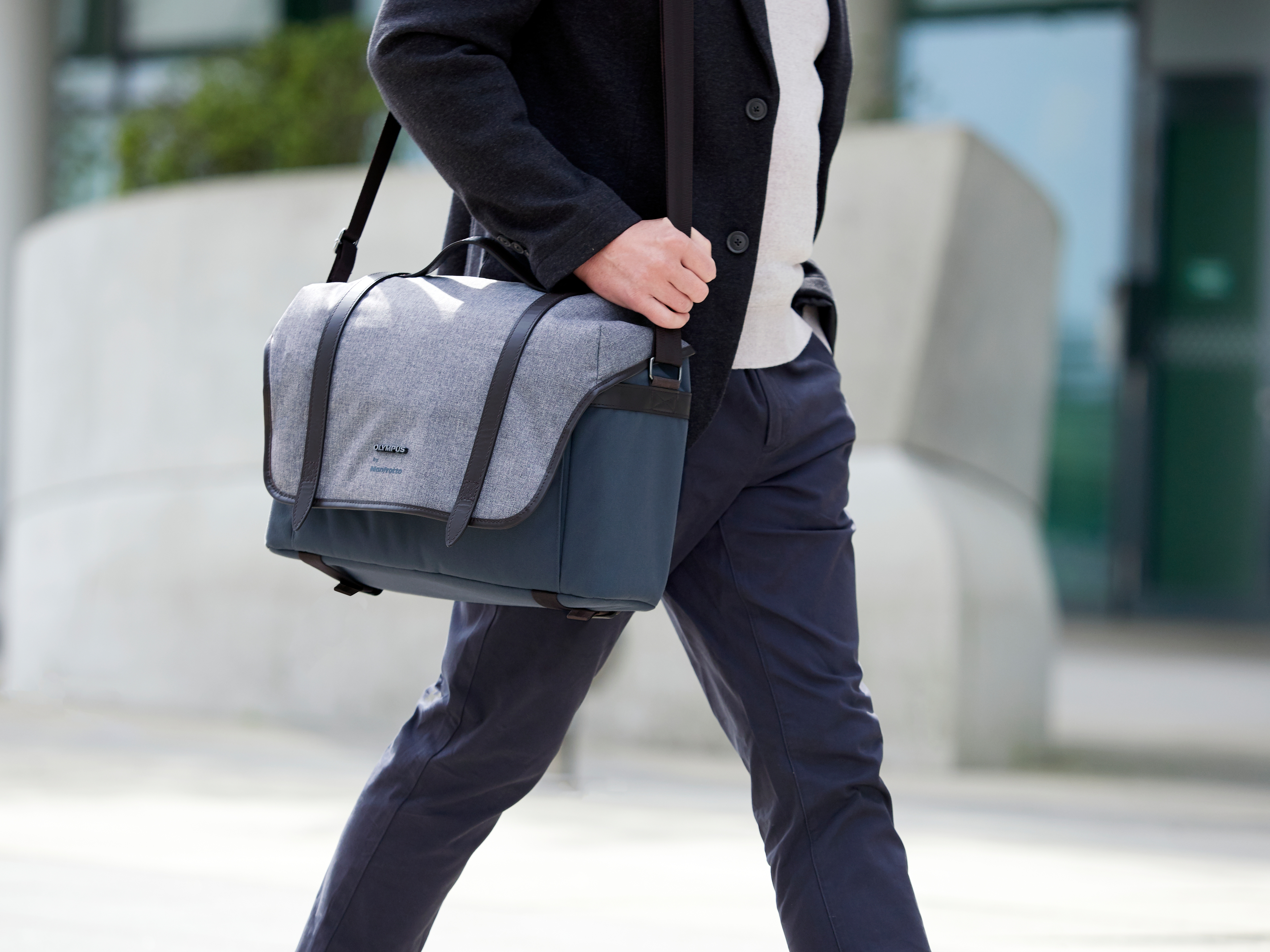 OLYMPUS Tasche Design by Manfrotto Kameratasche, Graublau