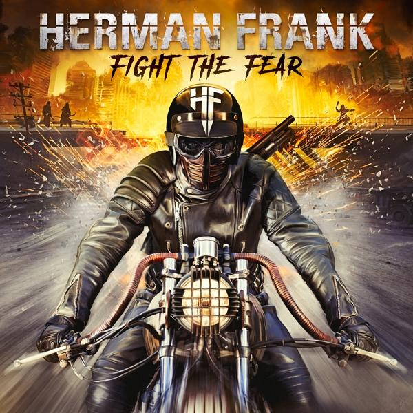 Motorradfahrer mit Helm und Lederjacke auf einer Straße mit Feuereffekten, Albumcover.