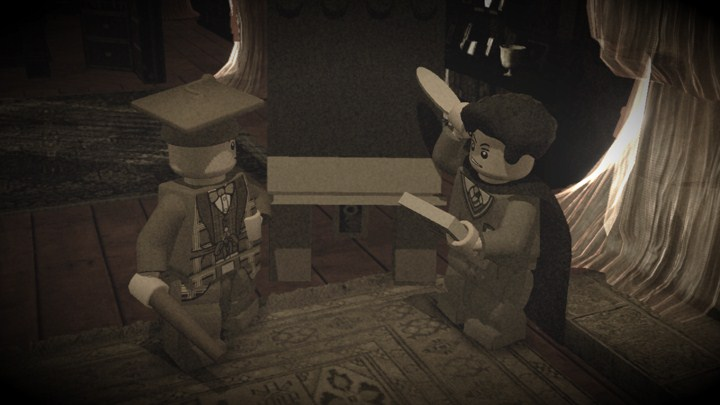 Lego-figuren in een sepia-getinte scène. Eén figuur houdt een toverstaf vast, de ander een boek.