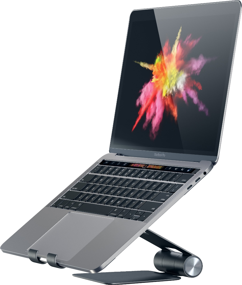 Laptop su supporto argentato, schermo con arte astratta colorata, sfondo nero.