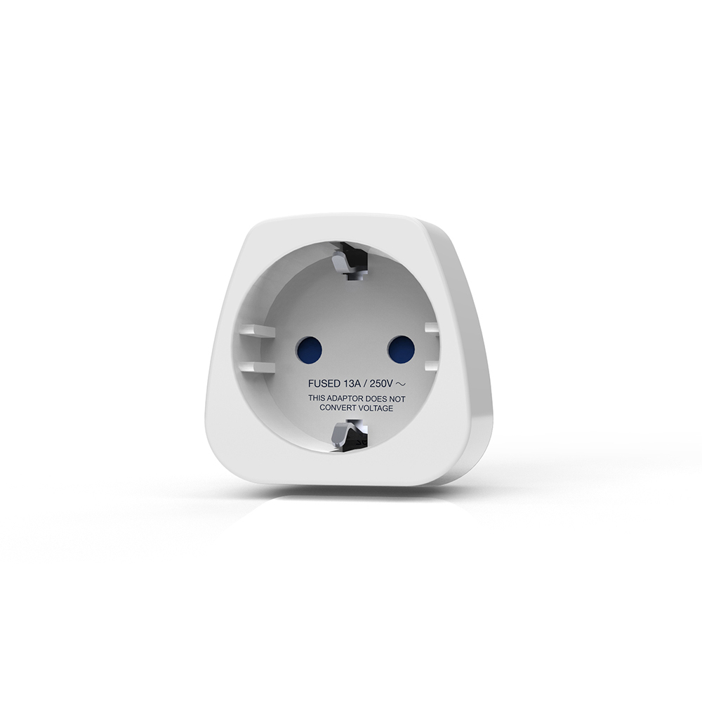 Ein weißer Adapter mit europäischem Stecker.
