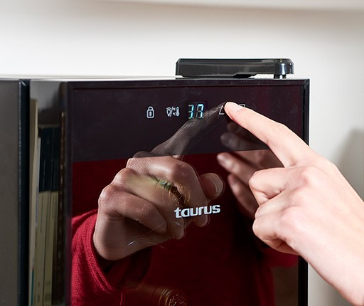 Vinoteca - Taurus PTWC-12, 12 botellas, Panel táctil, Temperatura regulable entre 8 y 18ºC