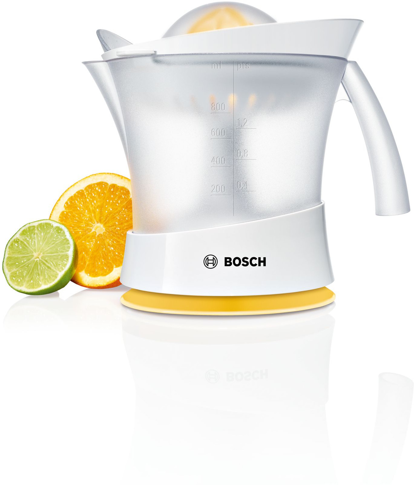 Presse-agrumes Bosch blanc et jaune avec orange et citron vert.