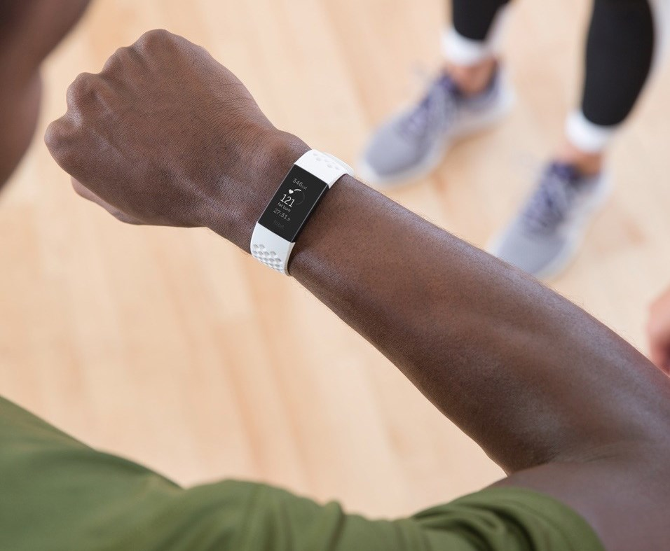 Pulsera de actividad - Fitbit Charge 3, Ritmo cardíaco, Pantalla táctil, Bluetooth, T única, Blanco