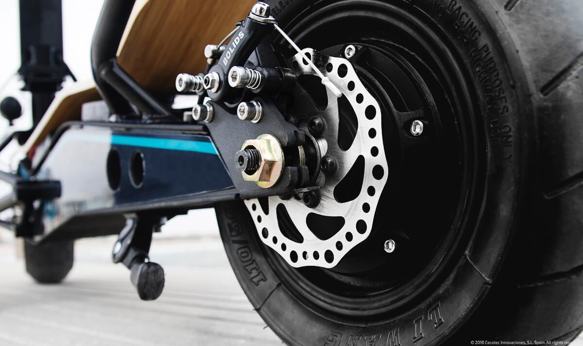 Patinete eléctrico - Cecotec DemiGod, 800W, 35km/h, Autonomía 30km, Negro