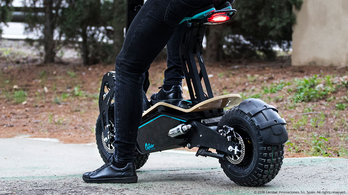 Patinete eléctrico - Cecotec Outsider DemiGod Makalu, 1600W, 45km/h, Autonomía 30km, Negro