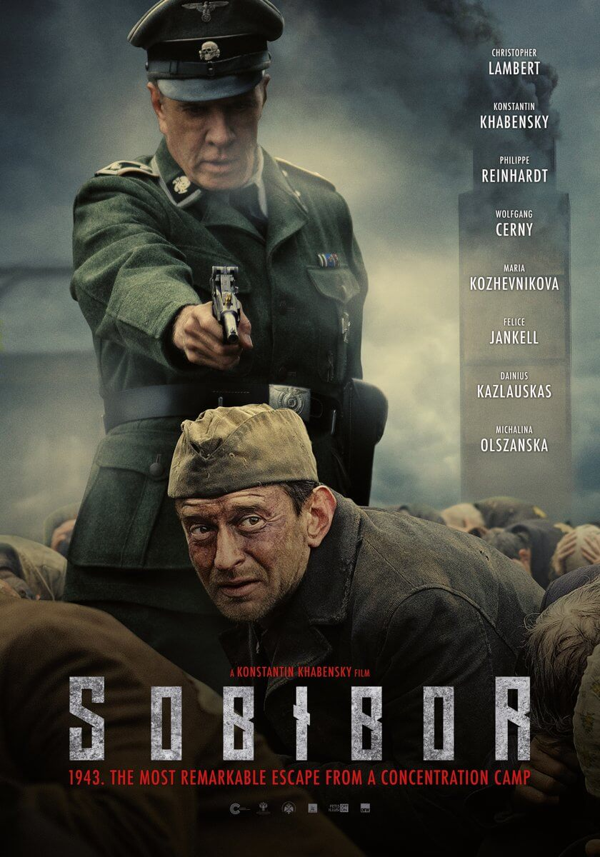 Affiche du film 'Sobibor'. Homme au sol, soldat pointant une arme. Titre et noms affichés.