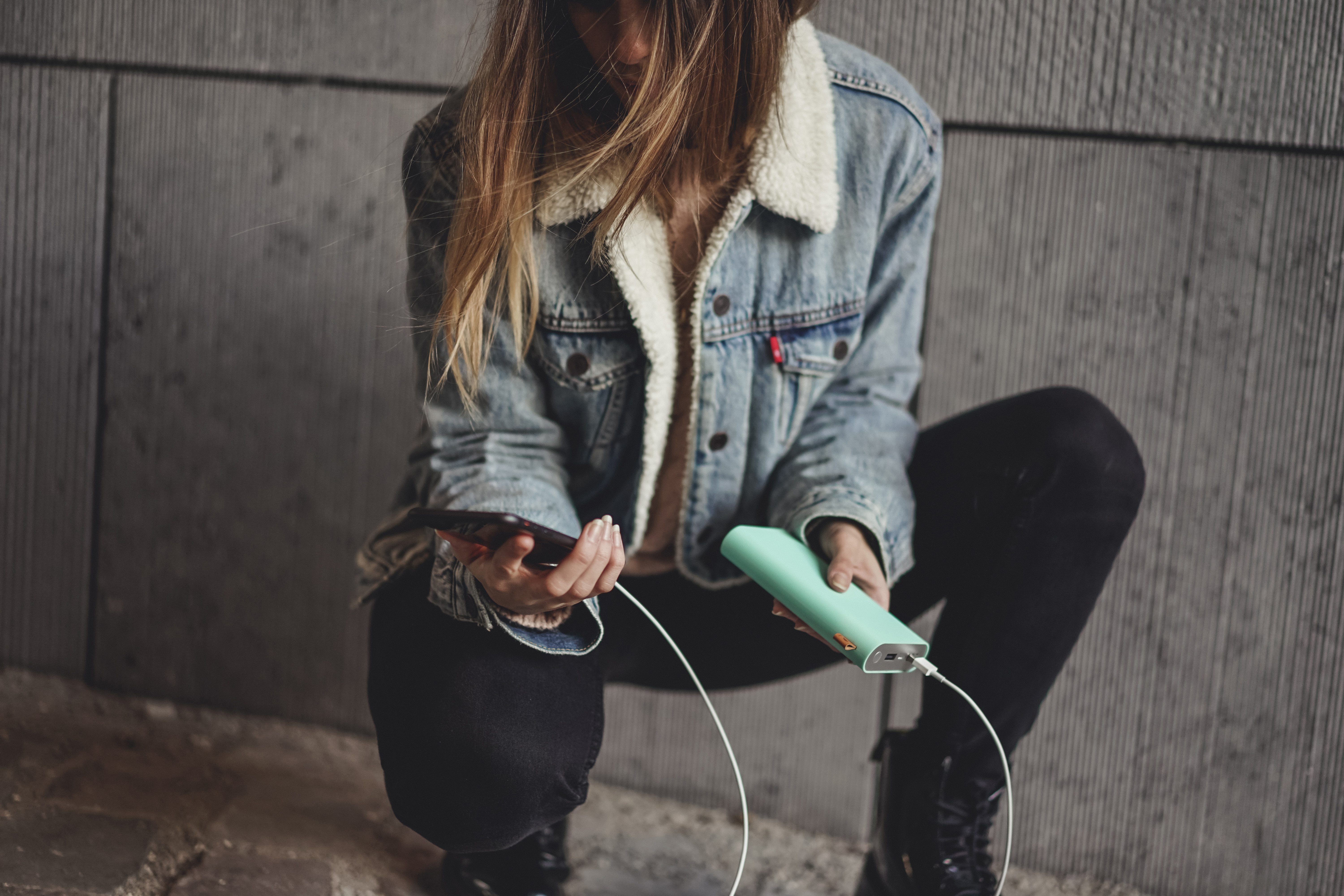 FRESH ‘N REBEL Peppermint Powerbank 18000 mAh Türkis