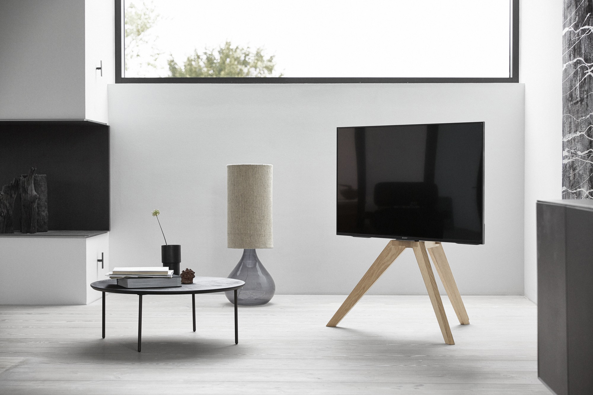 VOGEL´S Vogel's NEXT OP1 Standfuß für 117-178 cm (46-70 Zoll) Fernseher, max. 40 kg, Vesa max. 400 x 400 Standfuß, max. 70 Zoll, Eiche Hell