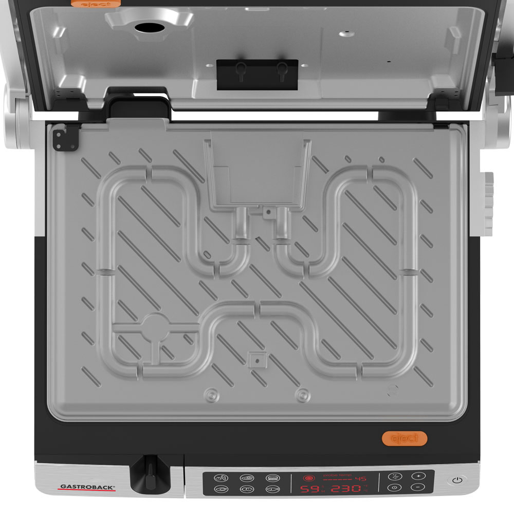 Offener Grill. Draufsicht. Edelstahl und Schwarz. Eine rote Digitalanzeige. Die Auswurftaste ist sichtbar.