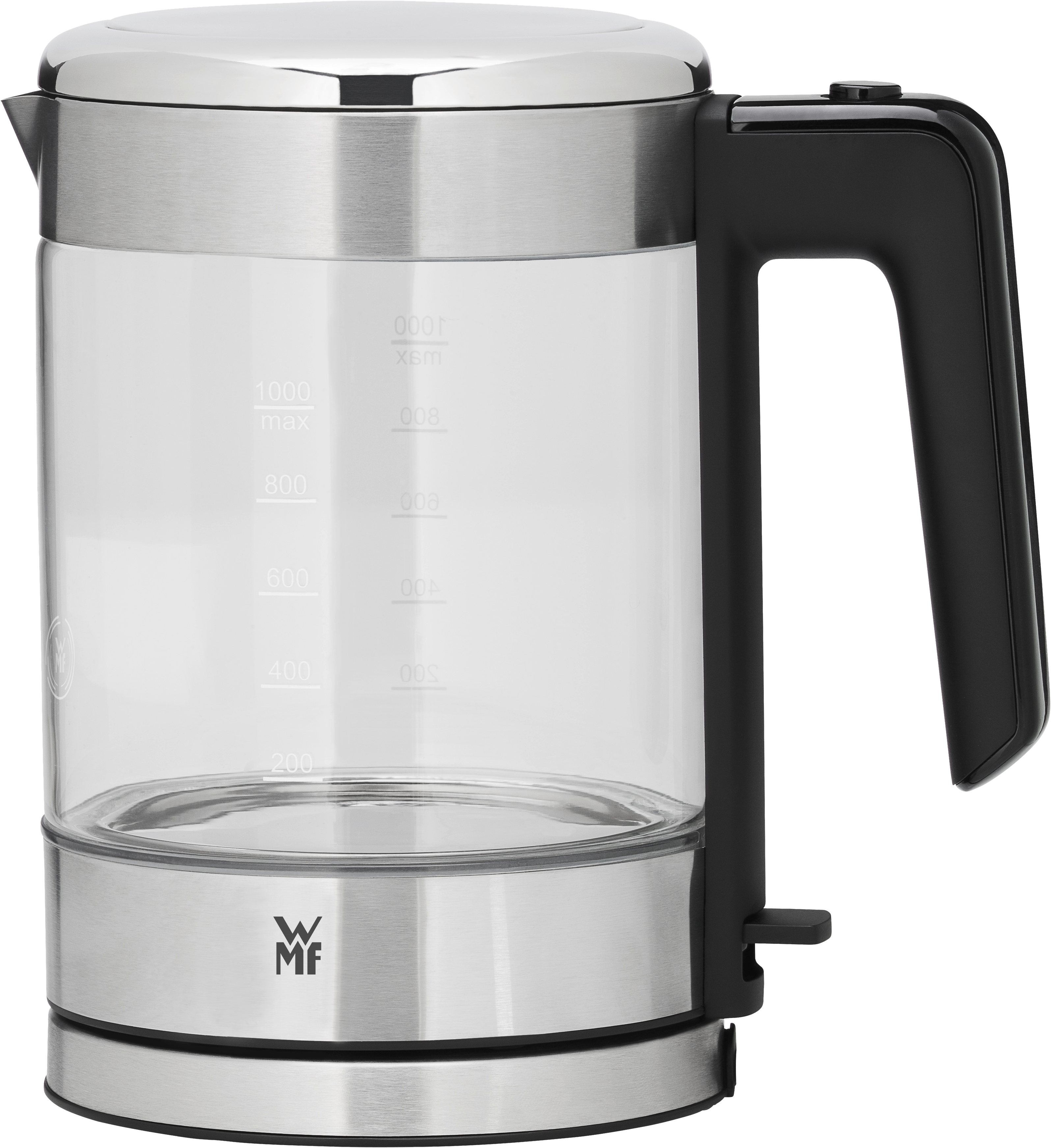 Un bollitore elettrico in vetro trasparente con manico nero. Indicatori di livello dell'acqua. Base in acciaio inox.
