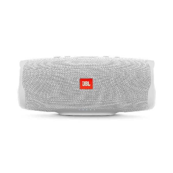 Altavoz JBL blanco con el logotipo rojo de JBL sobre un fondo blanco.