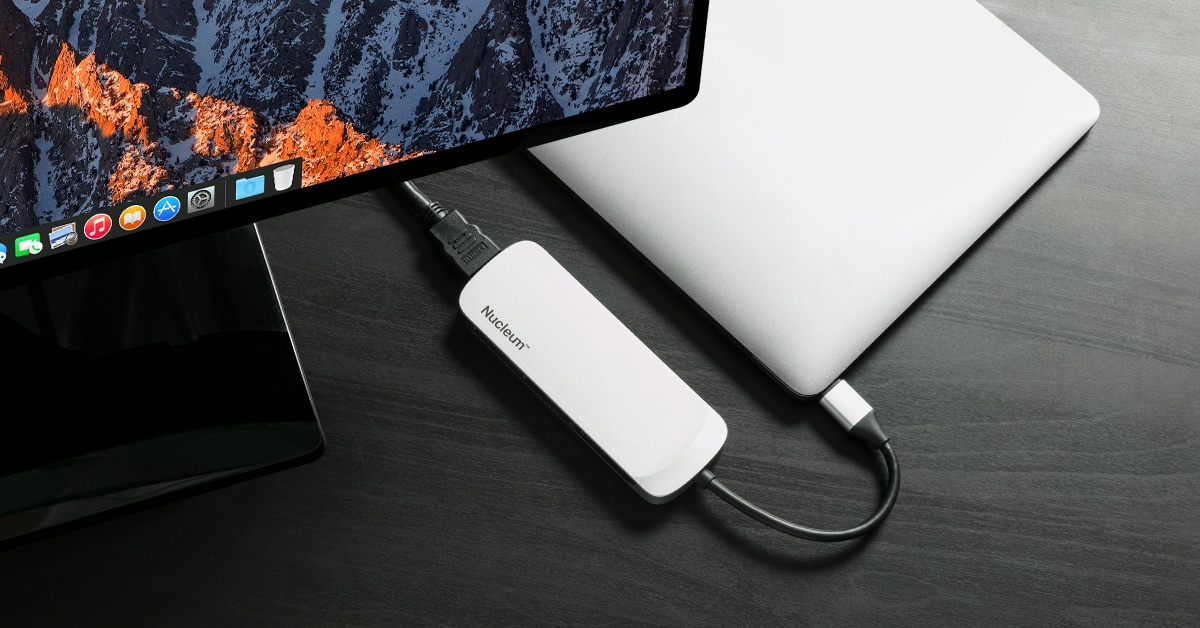 KINGSTON Nucleum USB-C Hub, Schwarz/Weiß