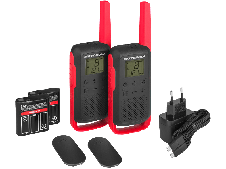 Két piros-fekete Motorola walkie-talkie. Akkumulátorok, töltő és tartozékok a képen.