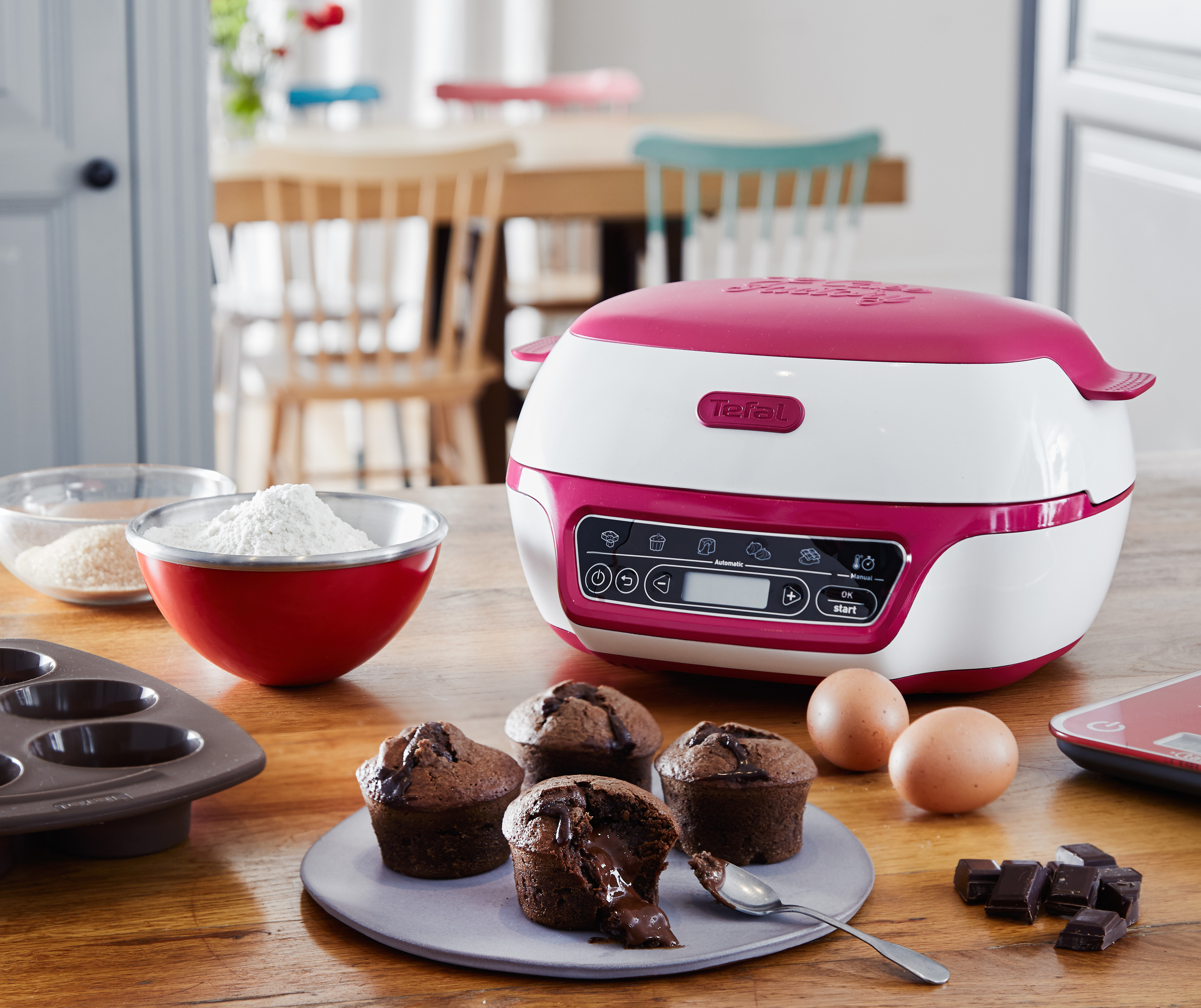 TEFAL KD8018 Cake Factory Kuchenbackautomat Weiß/Pink