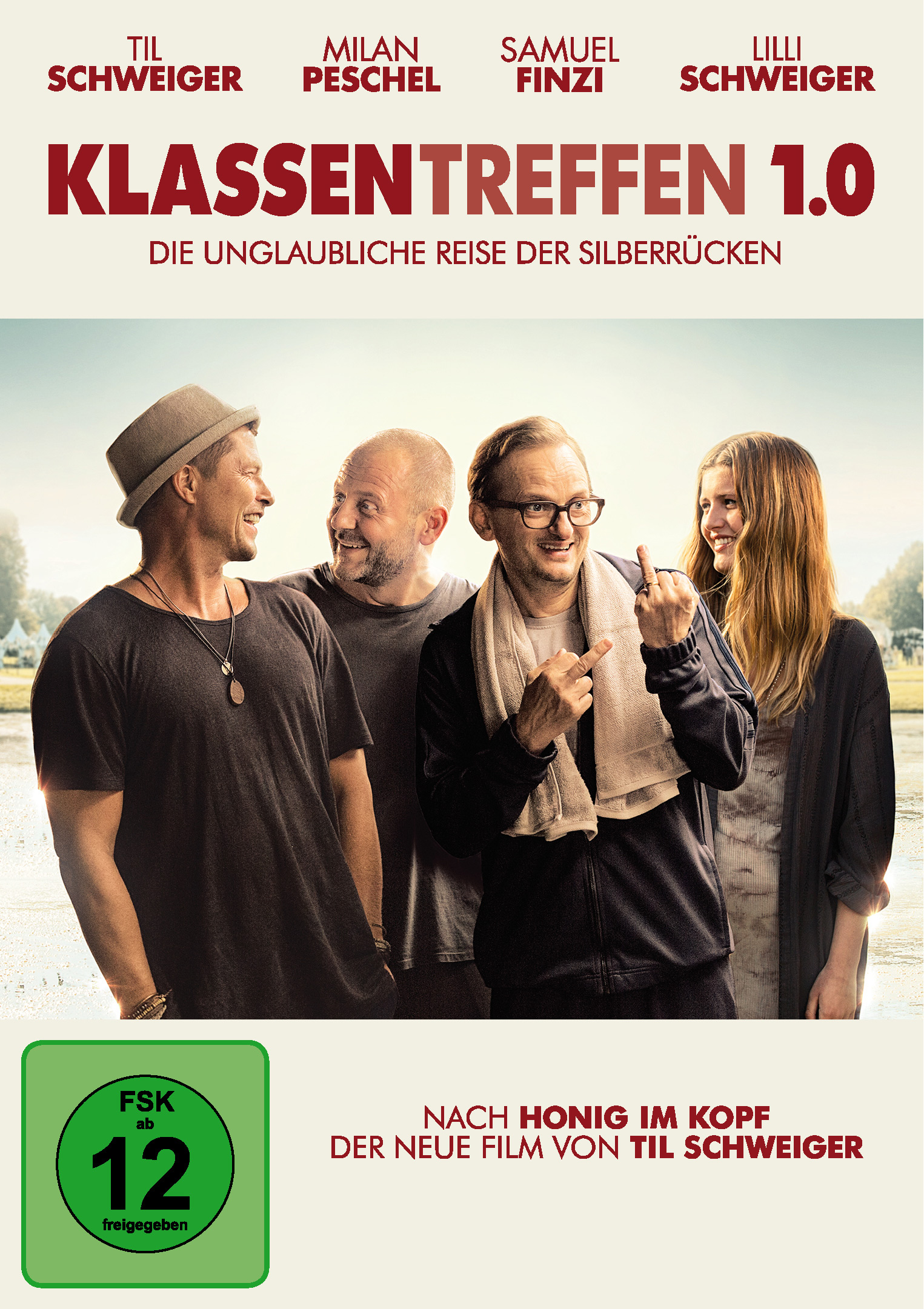 Filmplakat mit vier Männern und einer Frau. Der Text lautet KlassenTreffen 1.0. Grüne FSK-Bewertung.