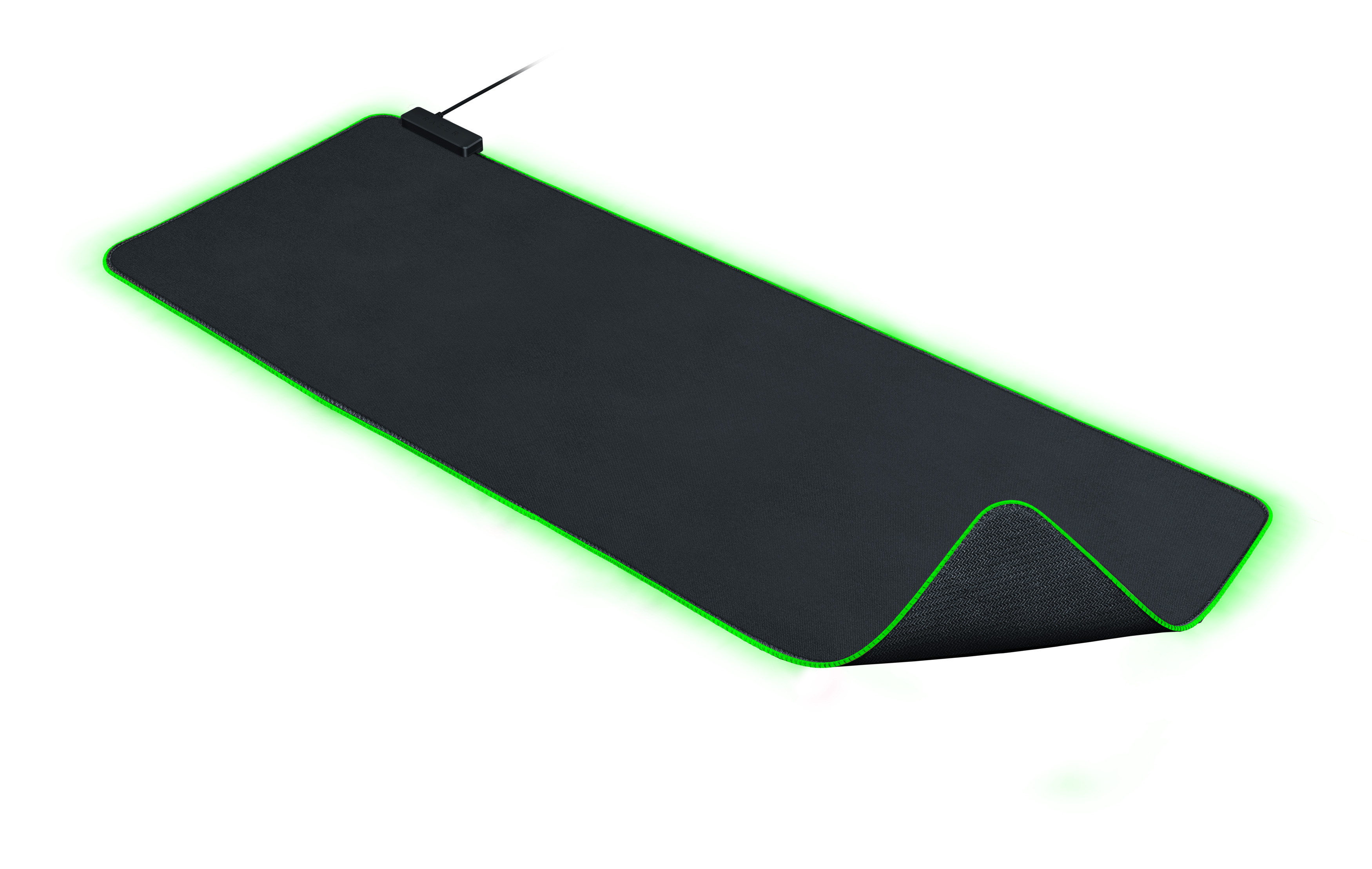 Schwarzes Gaming-Mauspad mit grünem Lichtrand, leicht gebogen.