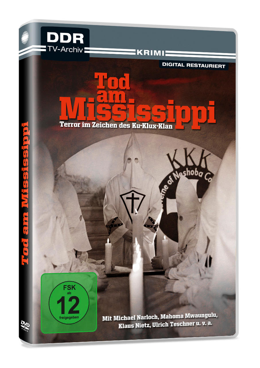 Ein DVD-Cover für den Film 'Tod am Mississippi'. Es zeigt Kapuzenfiguren und ein Ku-Klux-Klan-Symbol.