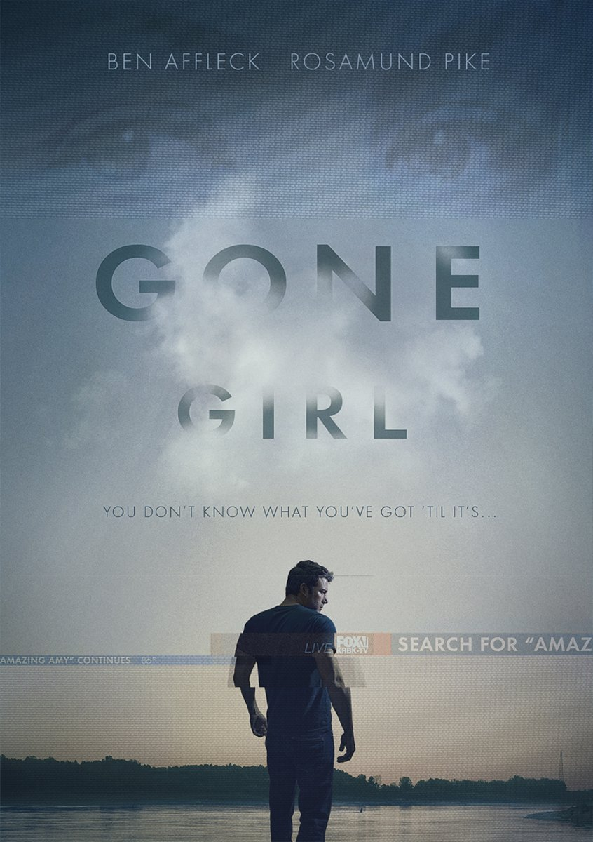 Filmposter: 'Gone Girl'. Man op de voorgrond, kijkend naar water. Bewolkte lucht en tekst op de achtergrond.