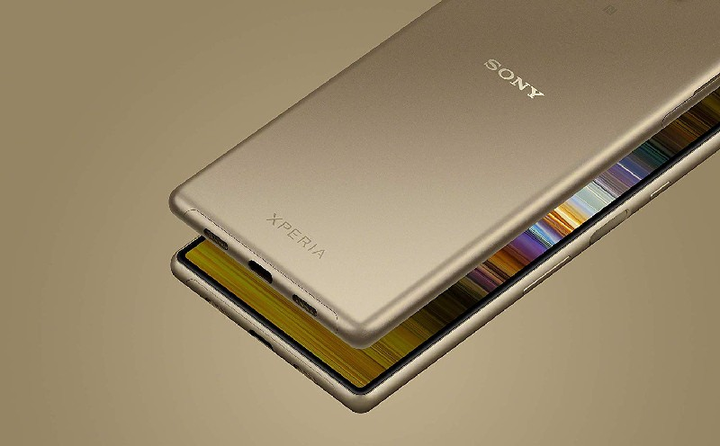 Sony Xperia 10 Plus, Oro, 64 GB, 4 GB RAM, 6.5" HD, Snapdragon 636, 3000 mAh, Android