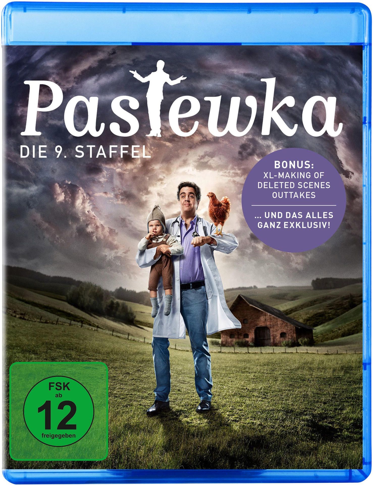 Blu-ray-Cover von 'Pastewka' mit einem Mann im Laborkittel, einem Baby und einem Huhn.