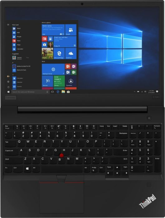 Ein schwarzer Laptop ist geöffnet und zeigt eine Windows-Oberfläche mit mehreren Anwendungsfenstern.