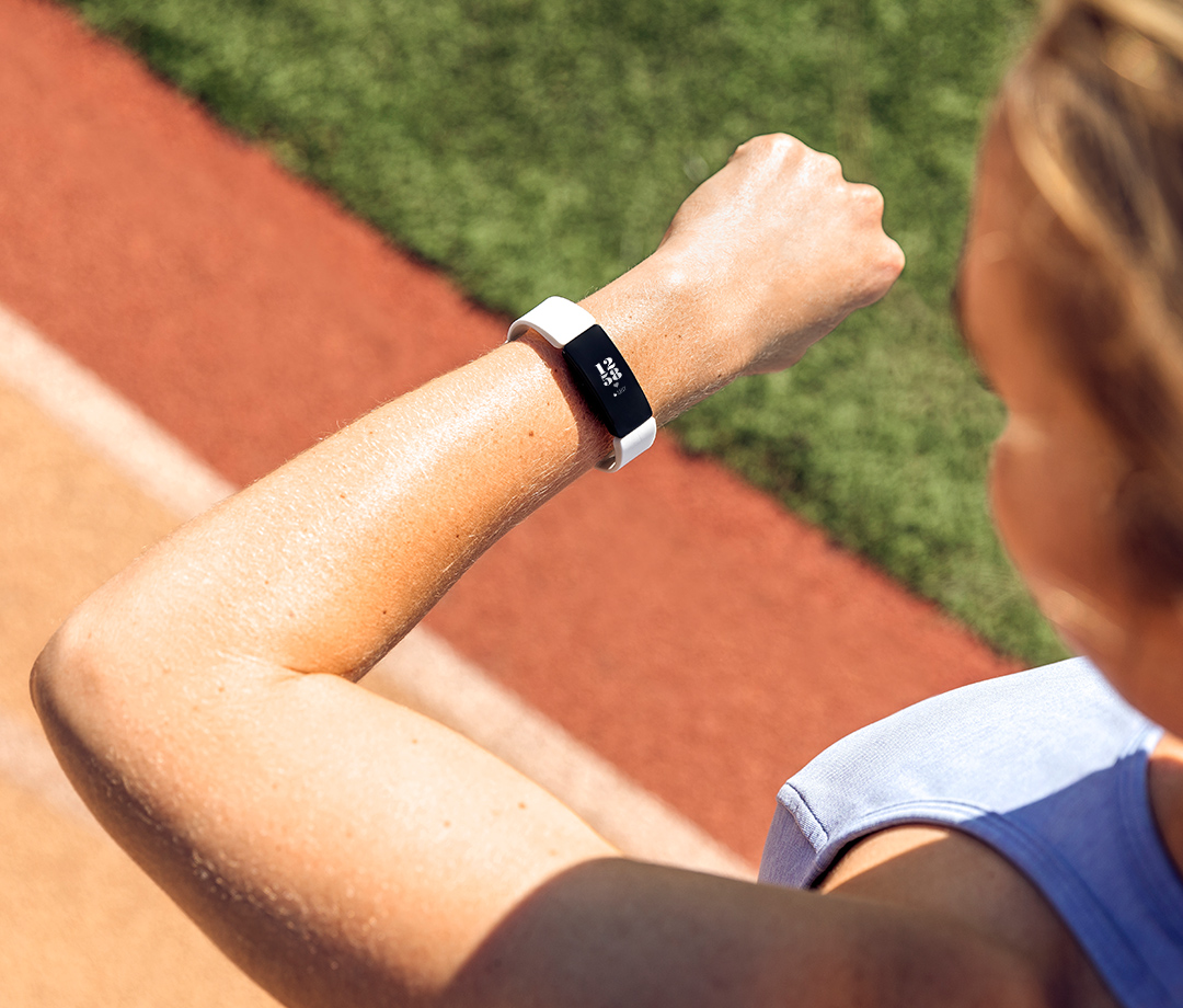 FITBIT Inspire HR, Fitness Tracker, S, L, Weiß/Schwarz
