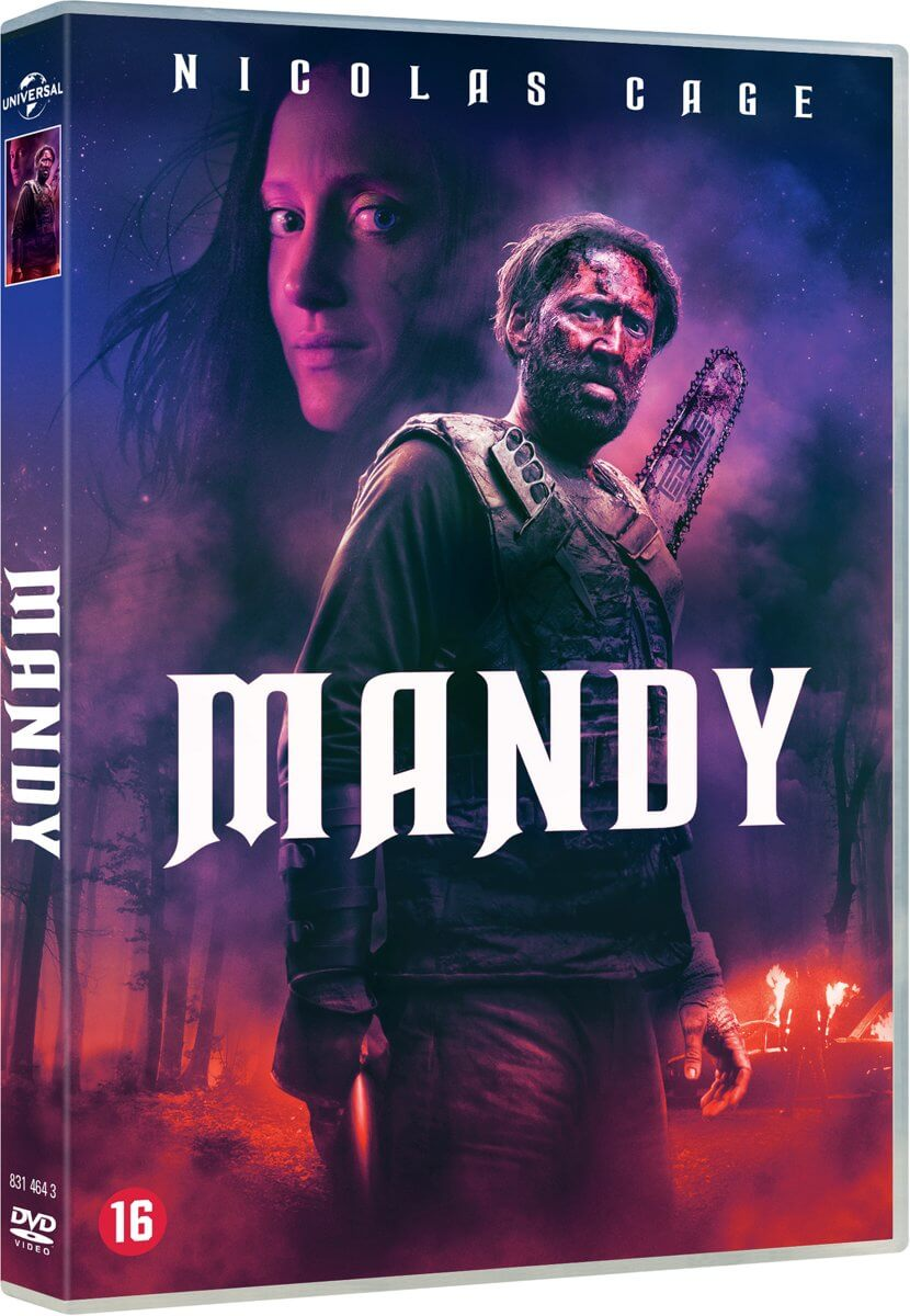 Filmposter met Nicolas Cage, Mandy titel en bosscène.