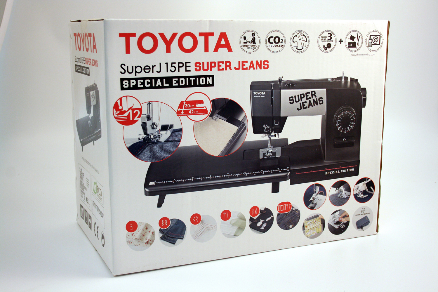 TOYOTA Super Jeans 15PE - Nähmaschine (Schwarz)