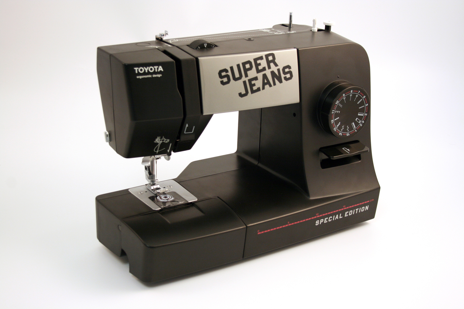 TOYOTA Super Jeans 15PE - Nähmaschine (Schwarz)