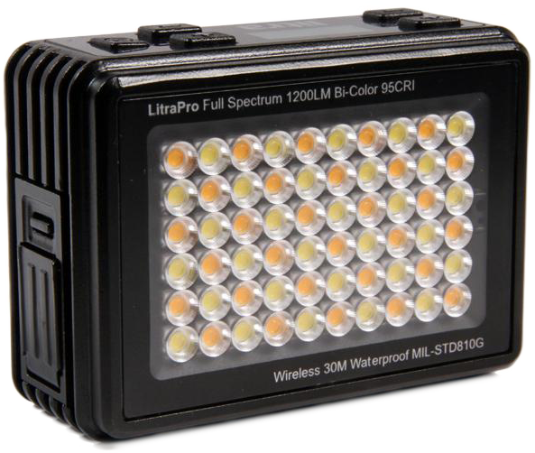 Fekete LitraPro LED lámpa sok kis fénnyel. A lámpán a szöveg: 'LitraPro Full Spectrum 1200LM'.