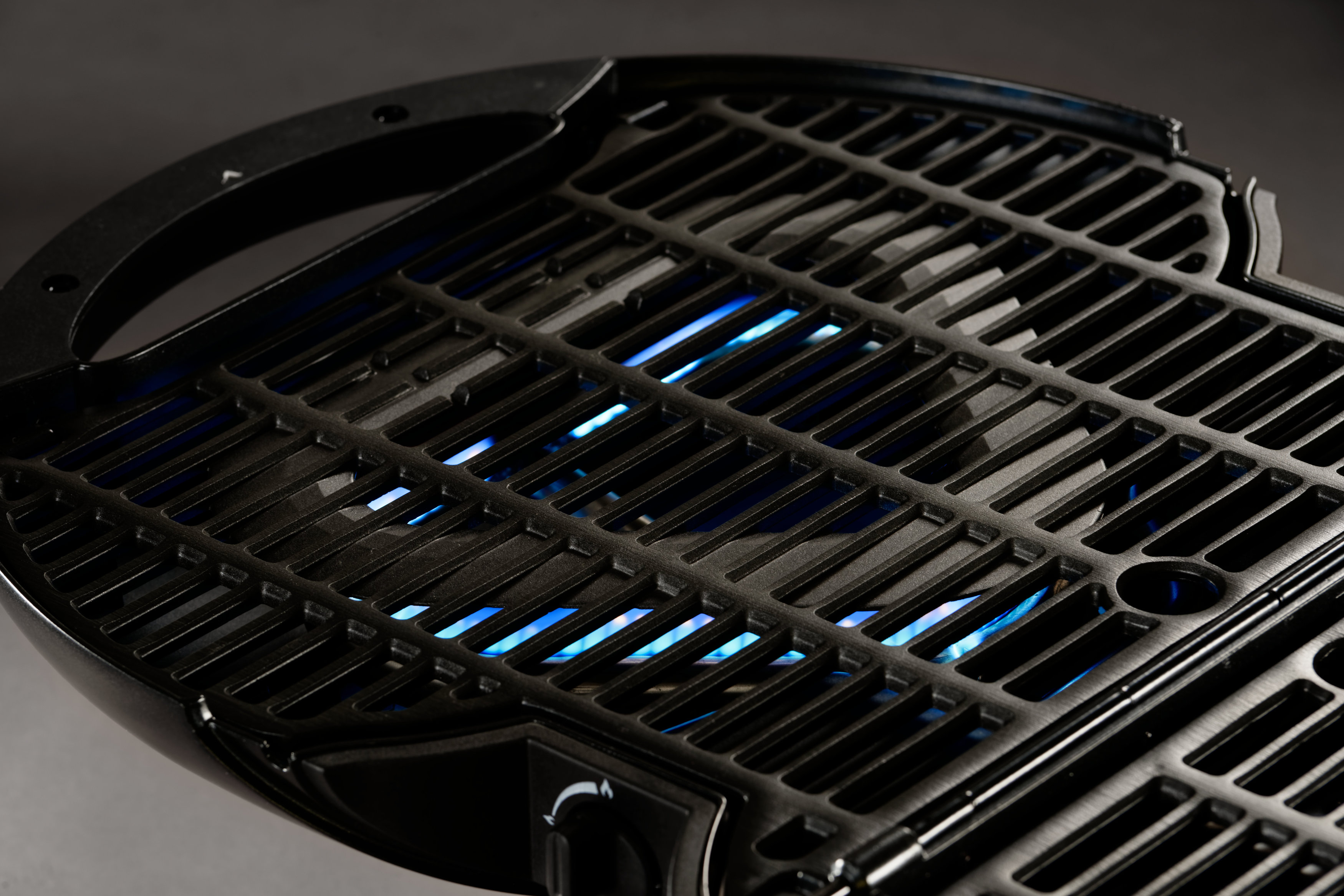 NOMADIQ 18.2256.88MB Gasgrill, Schwarz (3200 Watt)