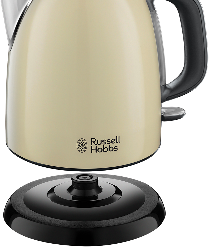 Bézs elektromos vízforraló fekete fogantyúval és alappal. A Russell Hobbs márka látható.