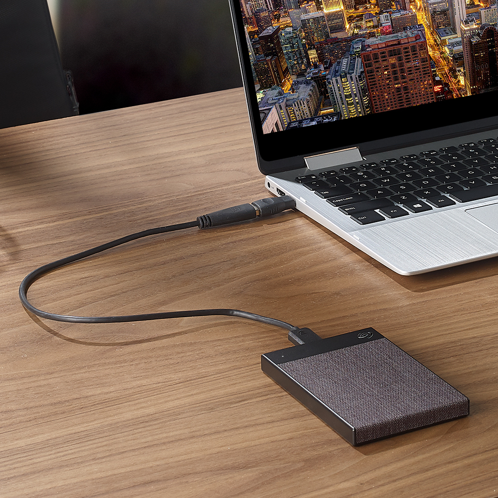 SEAGATE Backup Plus Ultra Touch Festplatte, 2 TB HDD, 2,5 Zoll, extern, Schwarz