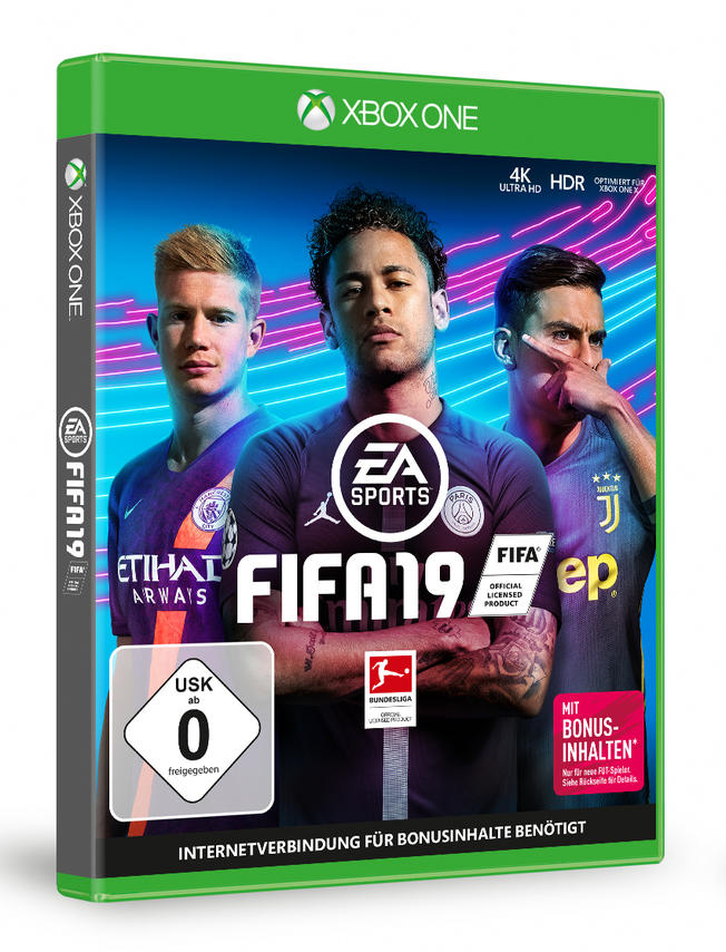 FIFA 19 Spielbox. Drei Fußballspieler auf dem Cover. Grüner und schwarzer Hintergrund.