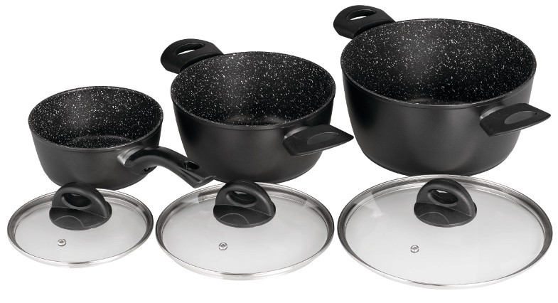Juego de tres ollas negras con tapas. Las ollas varían en tamaño, todas con aspecto moteado.