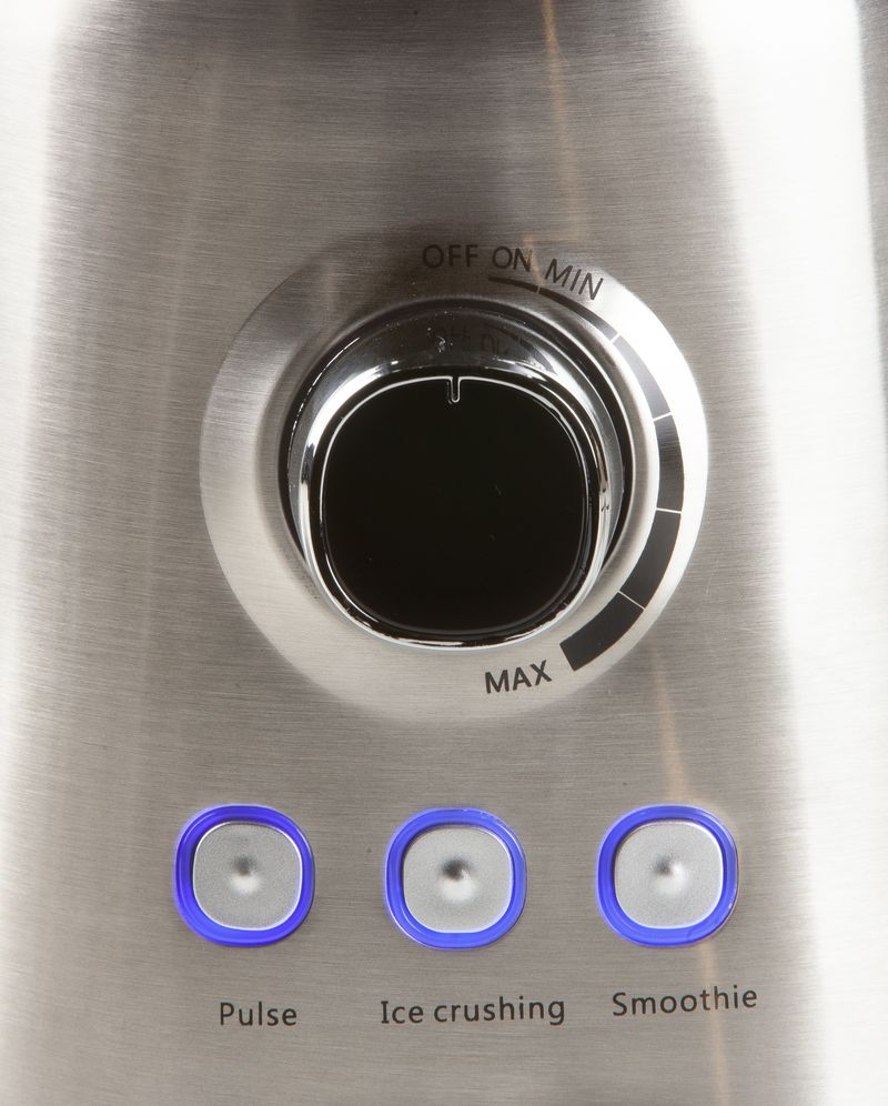 Stainless steel blender control panel with knob and buttons: Pulse, Ice crushing, and Smoothie.