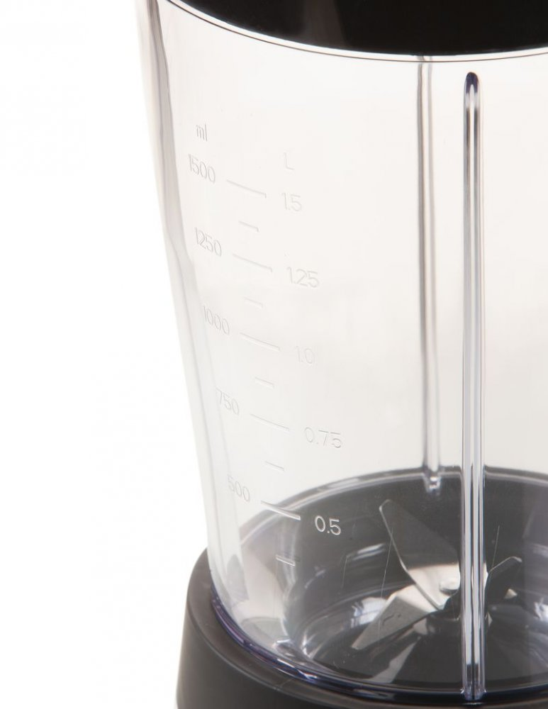 Pichet de mélangeur en plastique transparent avec des marques de volume et une base noire.
