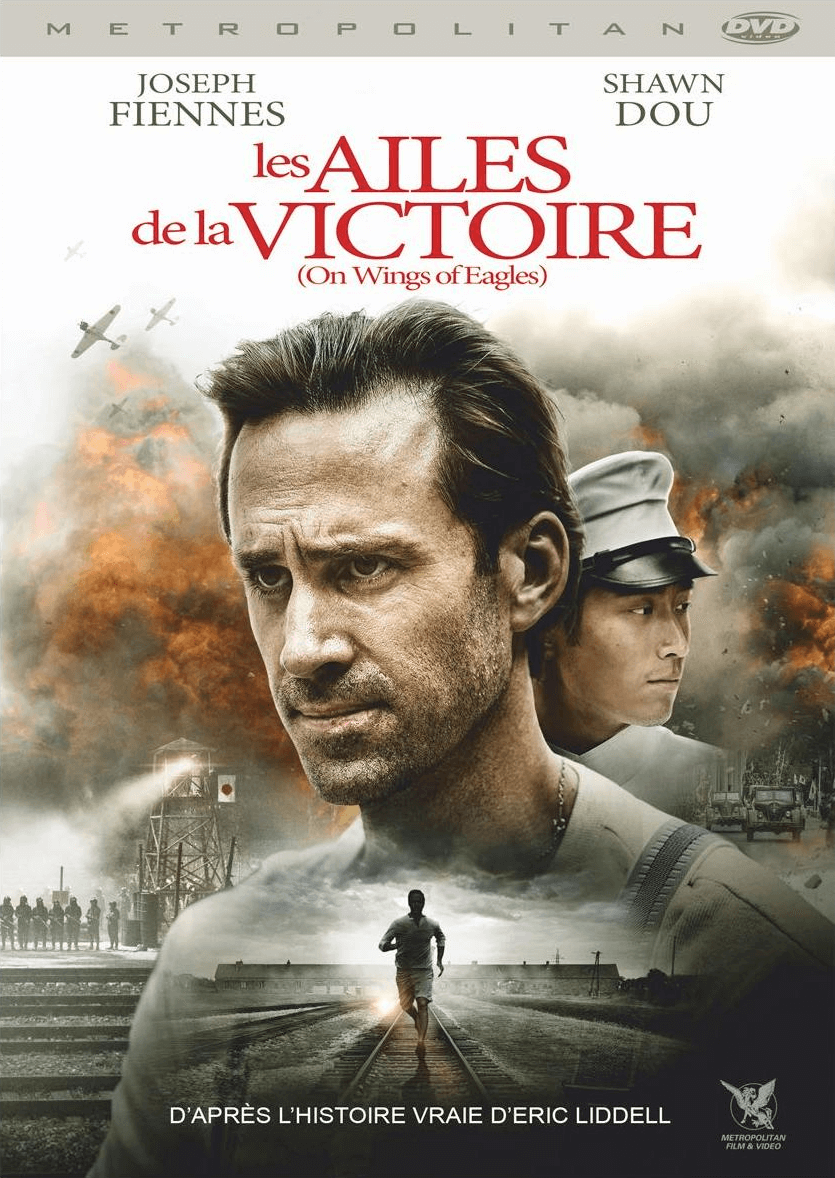 DVD-hoes: Les Ailes de la Victoire (On Wings of Eagles), een man in een veld met anderen.