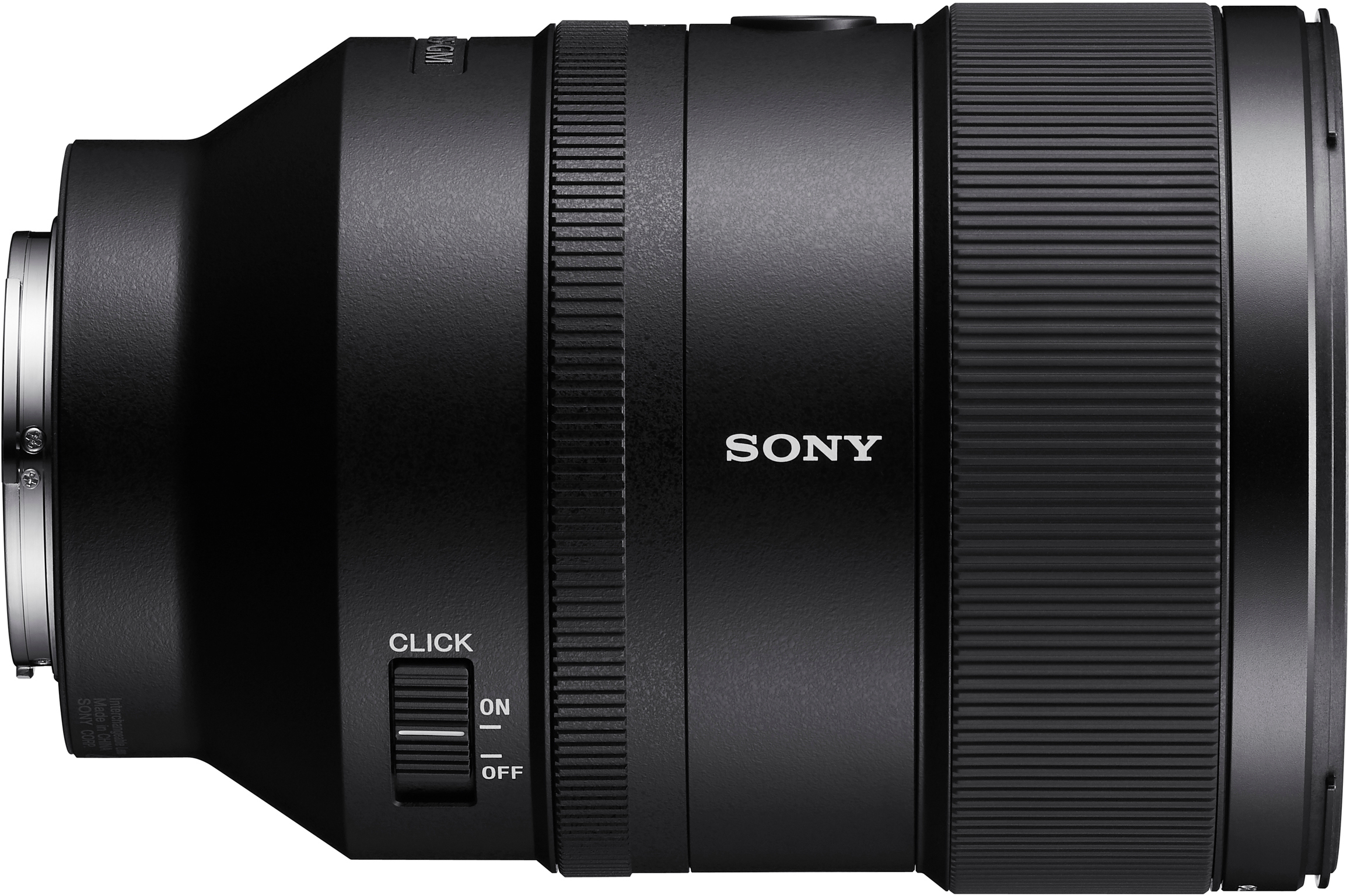 Ein schwarzes Sony-Kameraobjektiv. Es hat einen Ein-/Ausschalter und das Wort Sony auf dem Objektiv.