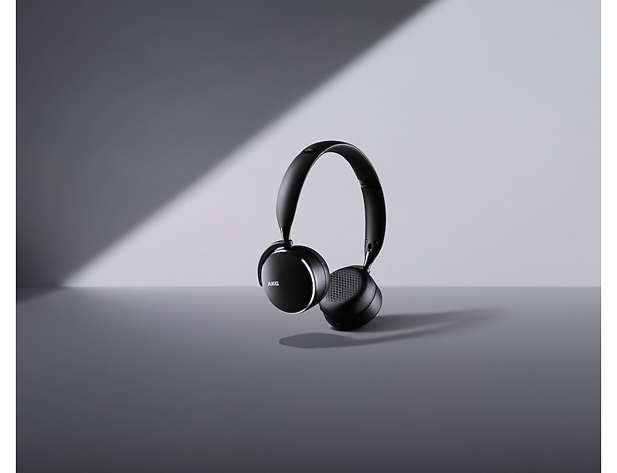 AKG Y500 Wireless, Over-ear Kopfhörer Bluetooth Schwarz