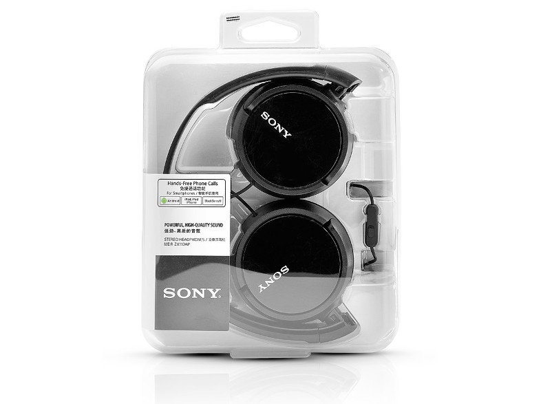 Fejhallgató átlátszó műanyag tokban. A fejhallgató fekete, rajta a Sony logó.